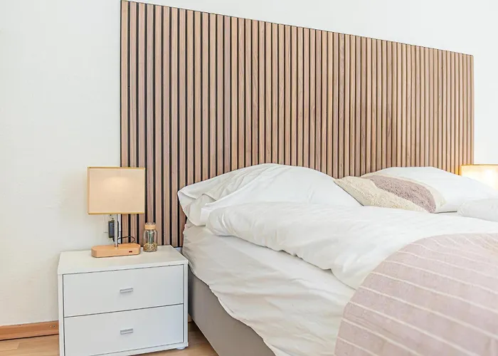 Apartment Modern 2-bedroom For 5 In Prime Location
